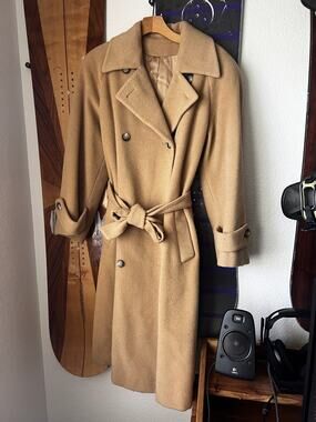 Regency Pure Camel Hair Trench Coat Vintage Camel Size 6